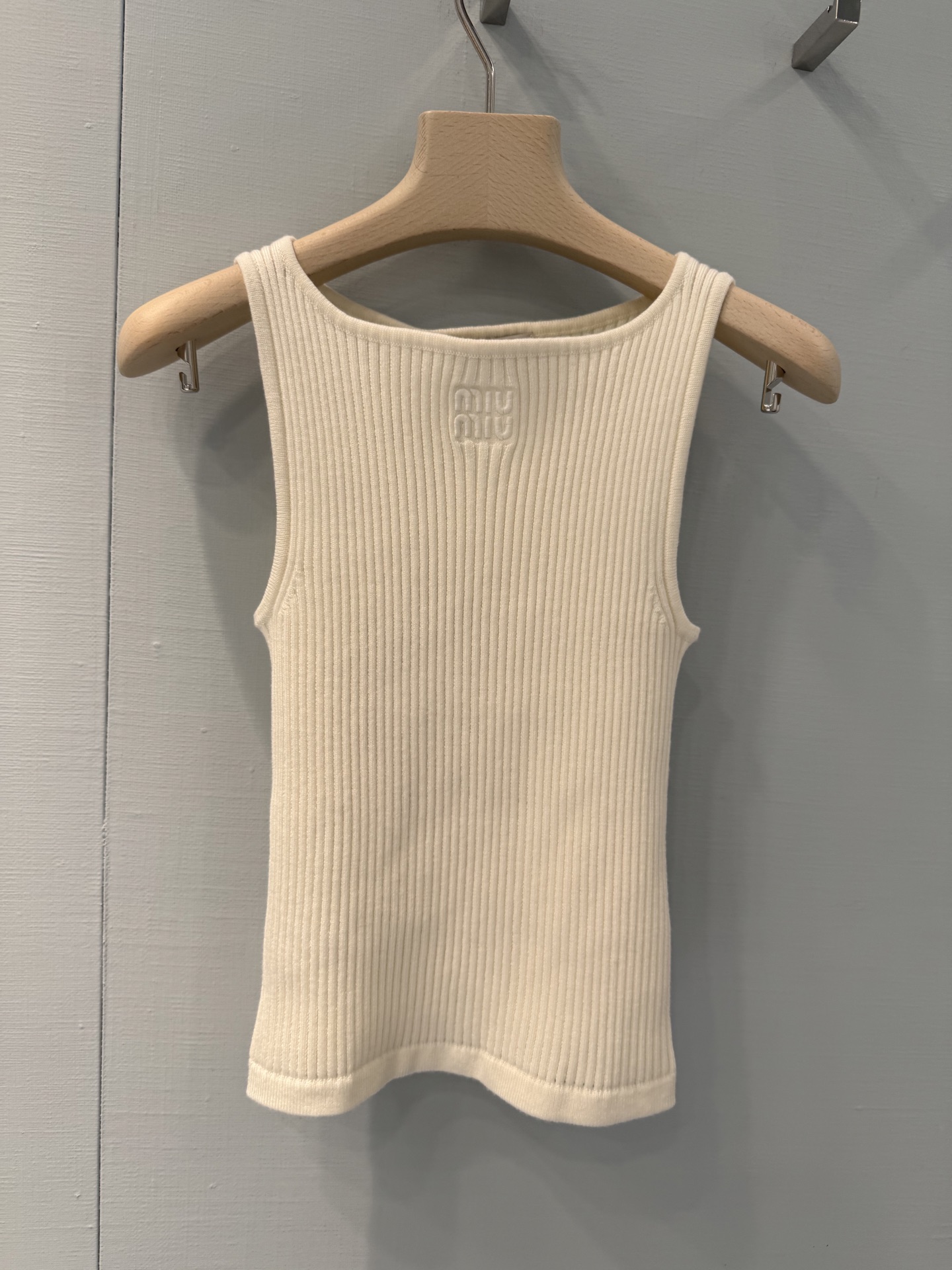 image_4.jpg
